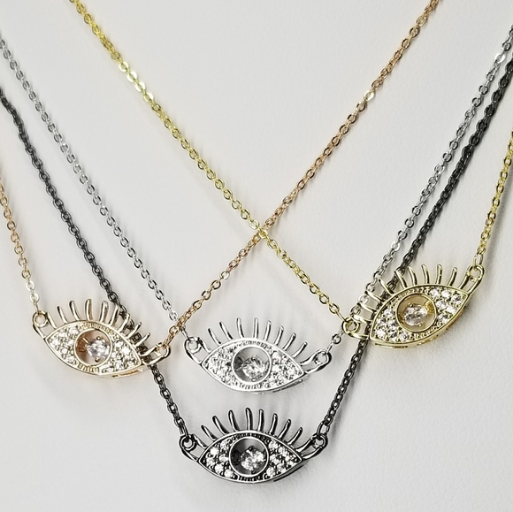 💖 New in Gift Box 🎁 Pave Evil Eye Necklace - Picture 4 of 12